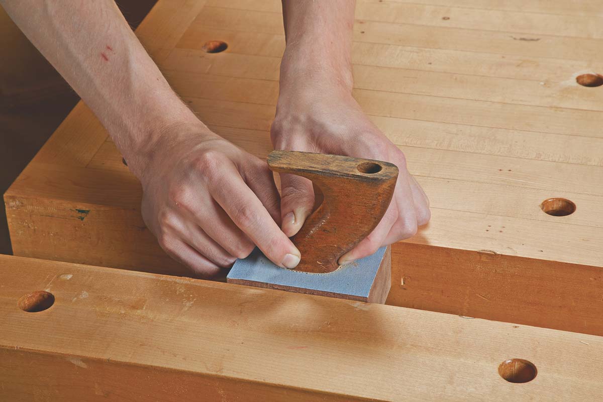 sanding cut on horn saw