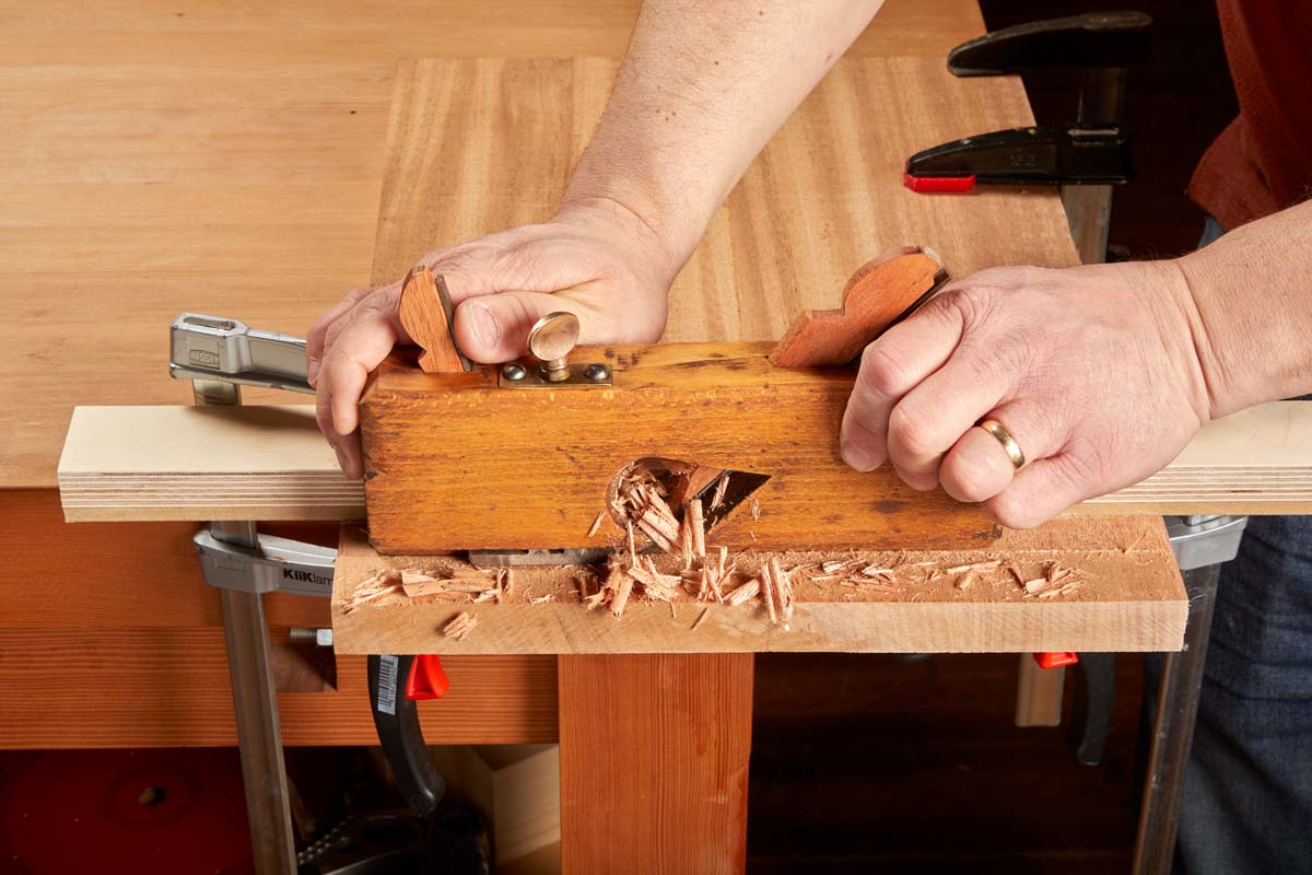 How to Restore a Vintage Wooden Dado Plane