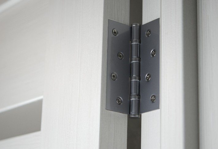 Best Hinges to Level-Up Your Doors