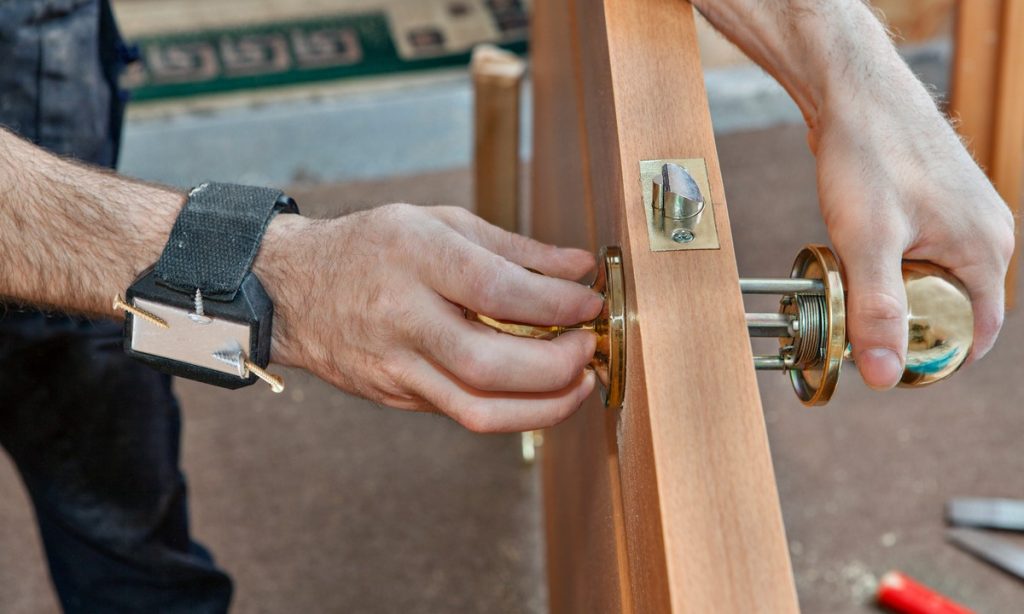 How Much Weight Can a Magnetic Wrist Band Carry?