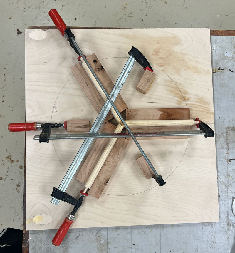 Clamping platform in use 