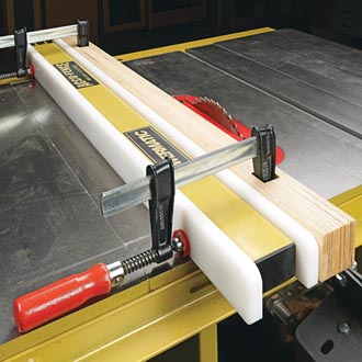 Shop-Made Table Saw Auxiliary Fence for Cleaner Cuts