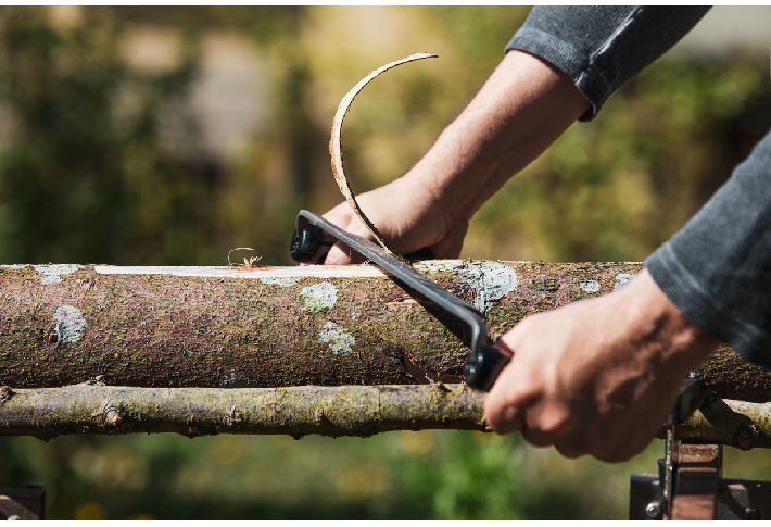 The Best Draw Knife – A Must-Have Gadget In a Woodworker’s Toolbox