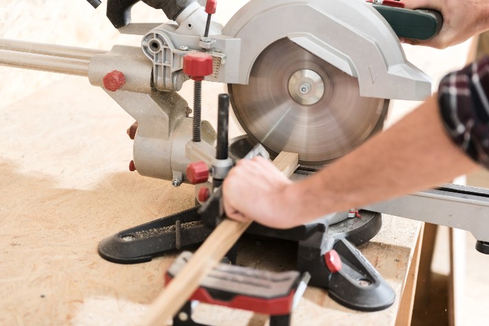 Best Radial Arm Saw to Keep Your Cuts Clean