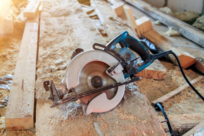 Best Worm Drive Circular Saws: The Ultimate Cutters for DIYers