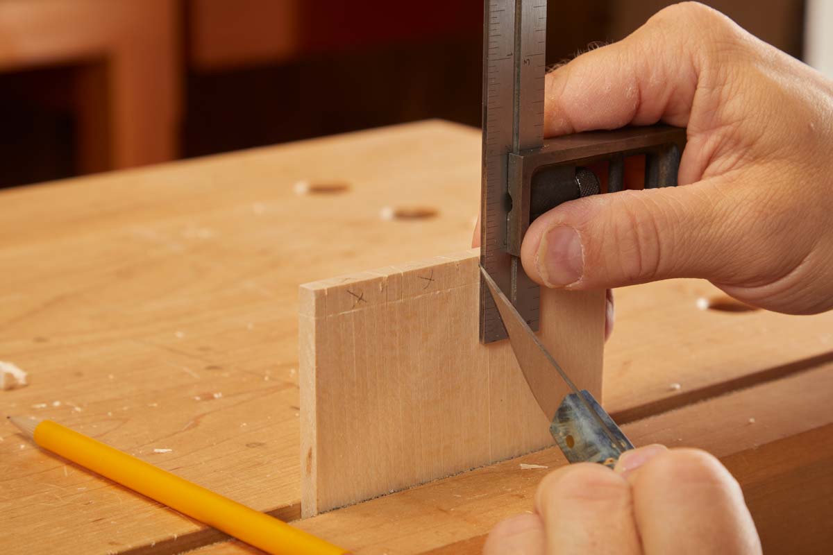 using square to make more knife lines on baseline