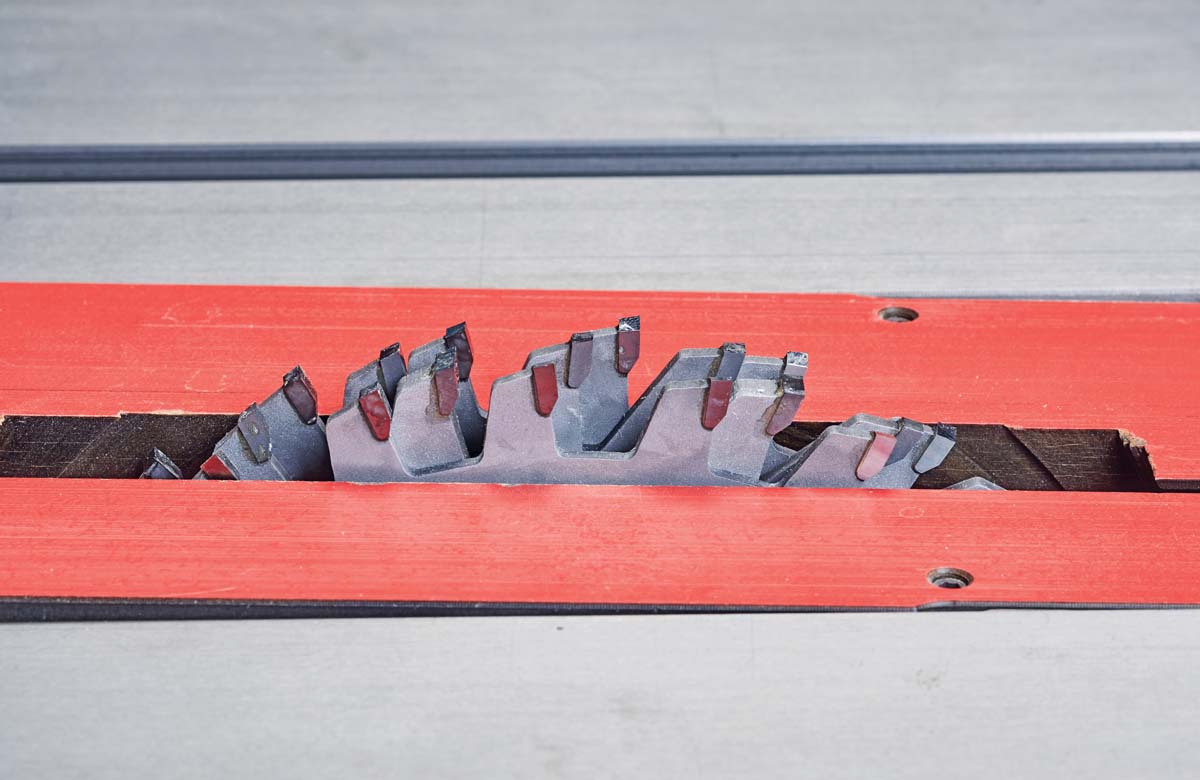 side view of table saw Ultra-Shear dado set