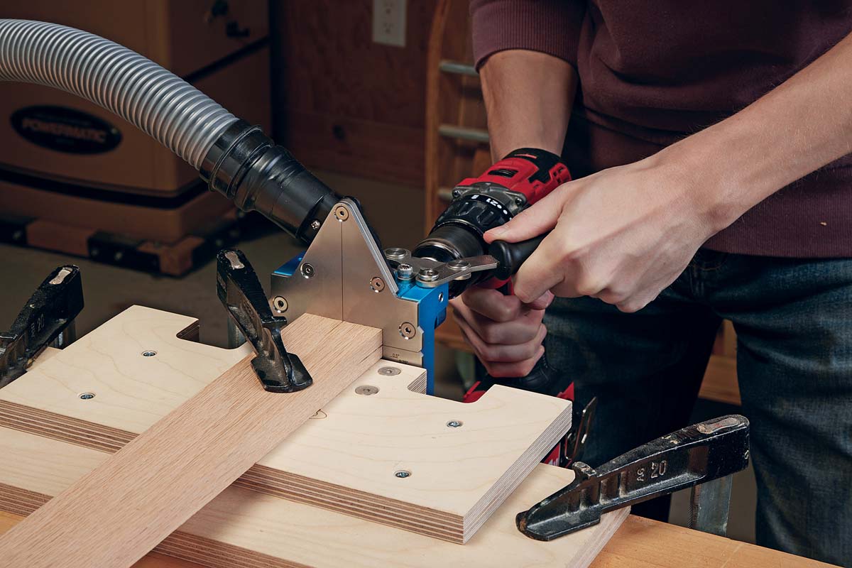 ratcheting handle to the side while increasing depth