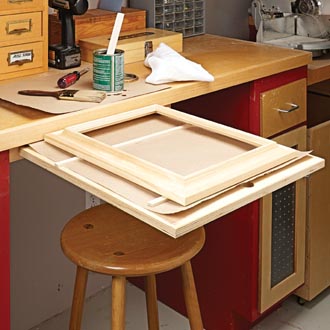 DIY Pull-Out Workbench Extension for Small Shops