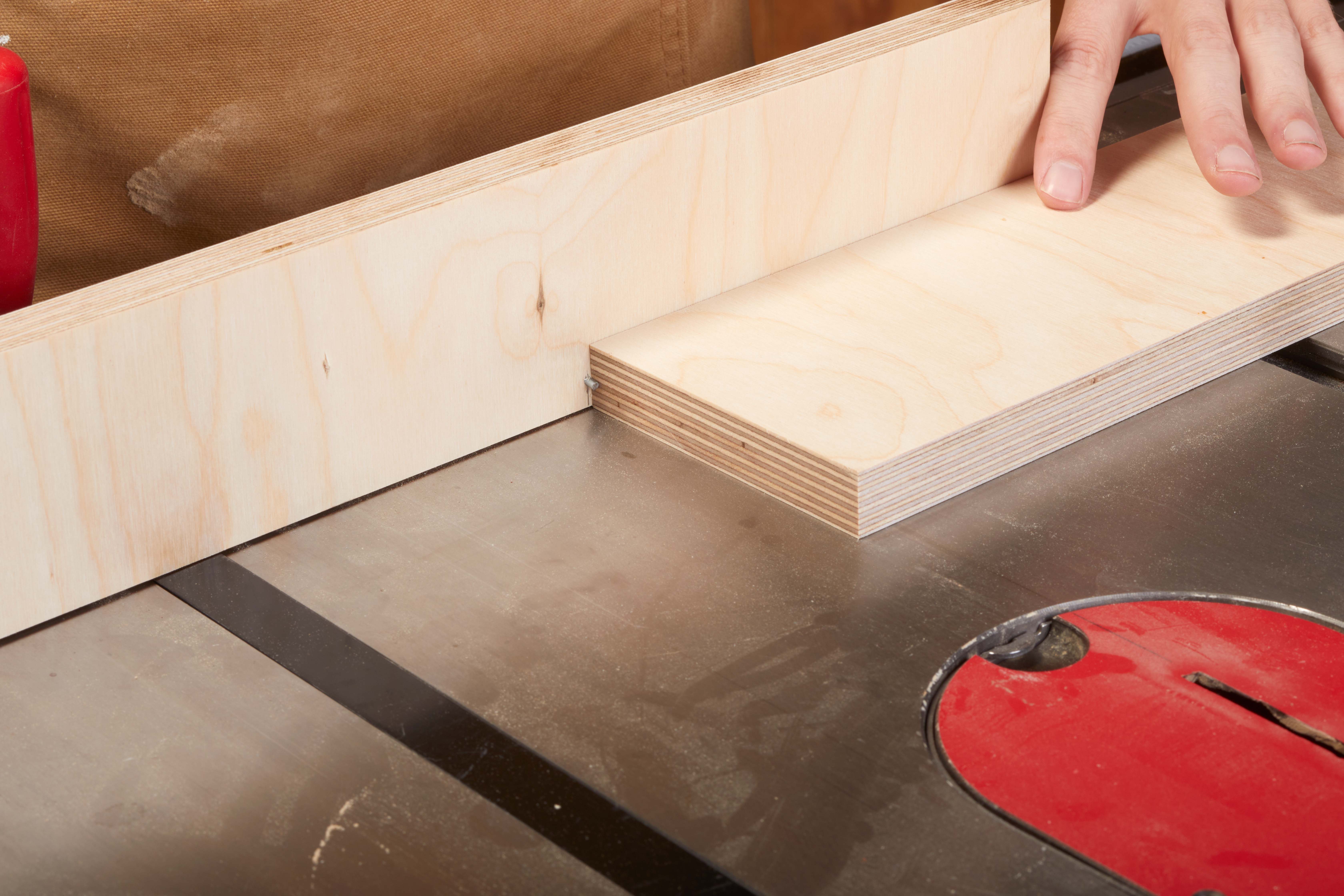 image shows to make your cut by putting your wood against the key