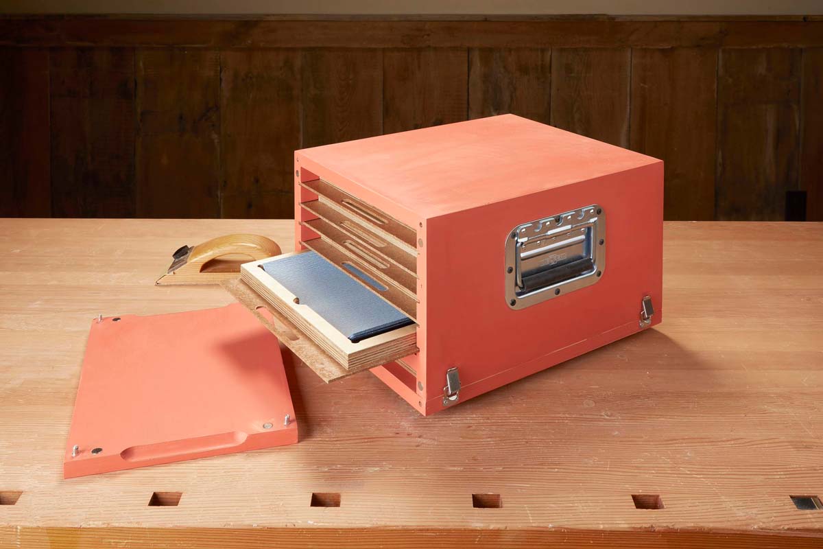 Make a Benchtop Sanding Tote