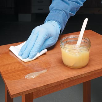 How to Apply Gel Varnish for a Smooth Wood Finish