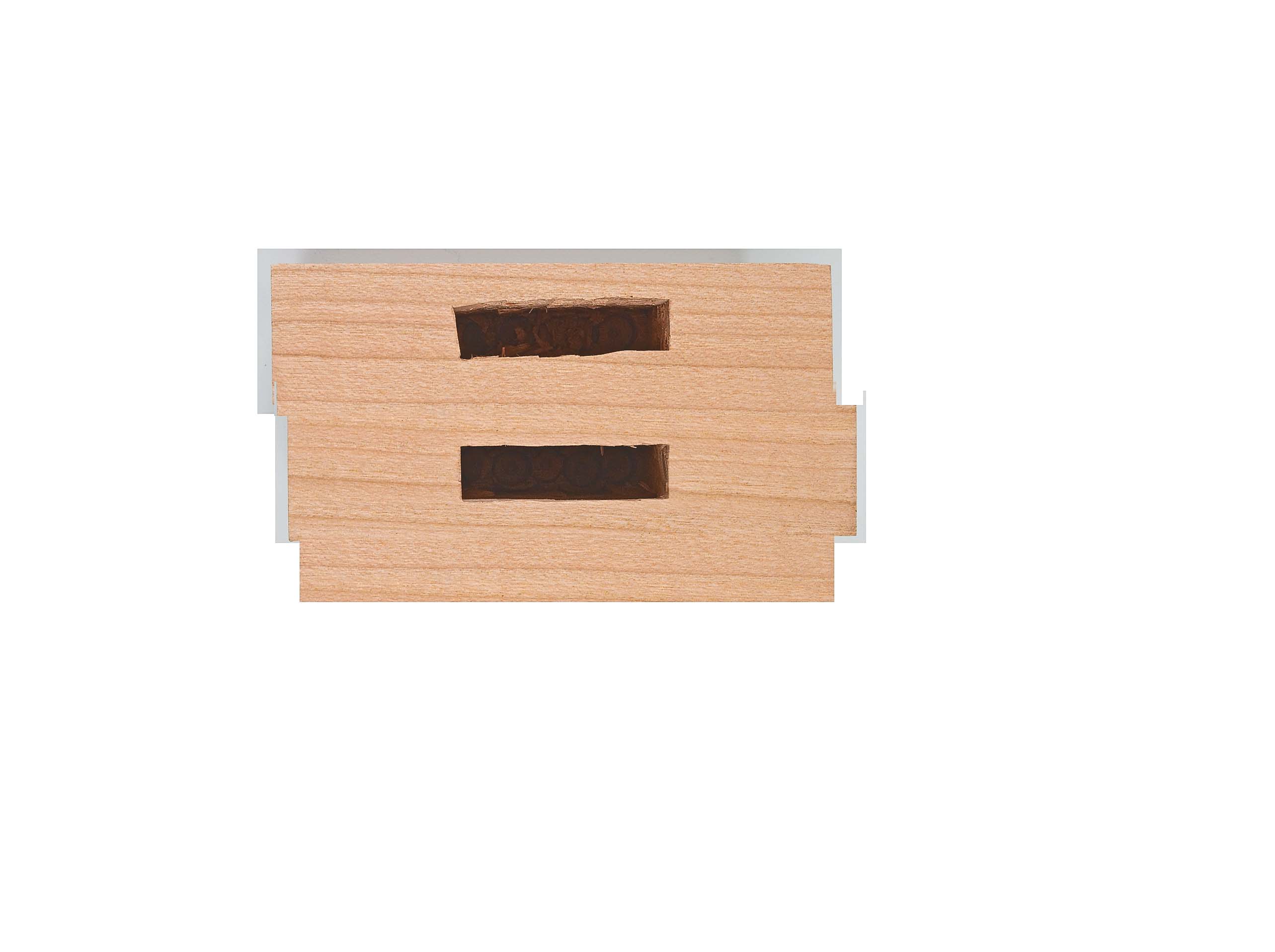 Image shows the difference between a misaligned chisel cut and an aligned chisel cut