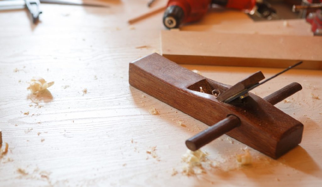 How To Use Block Planes To Perfect Cutting and Finishing