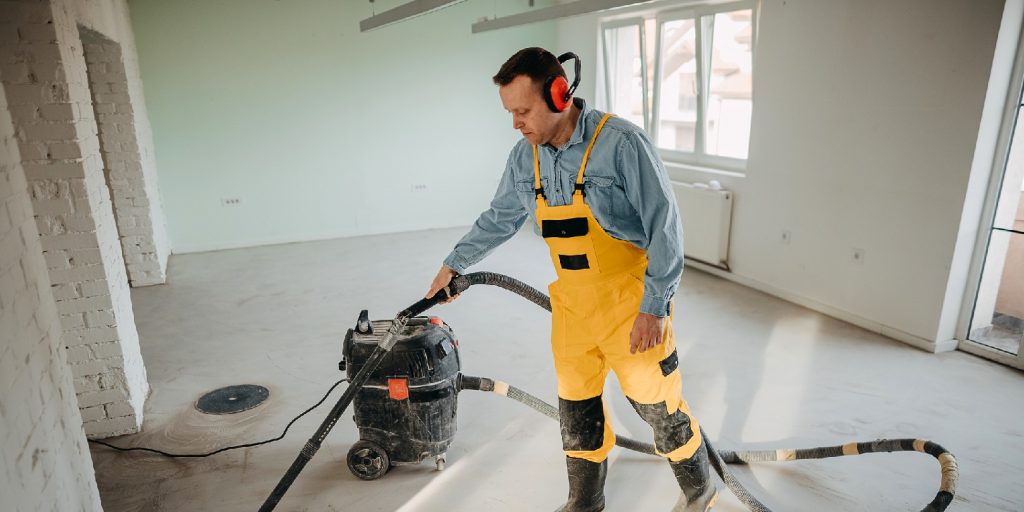 Shop Cleaning: Should You Dust or Vacuum First?