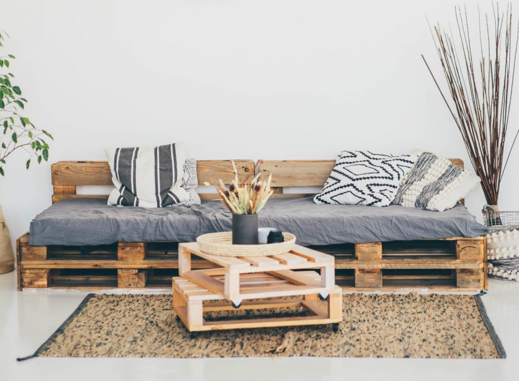 6 DIY Pallet Projects Anyone Can Do