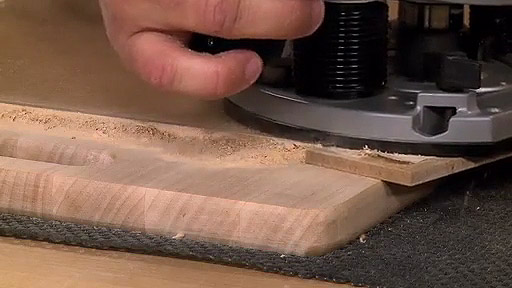 Router Trick for Grooves