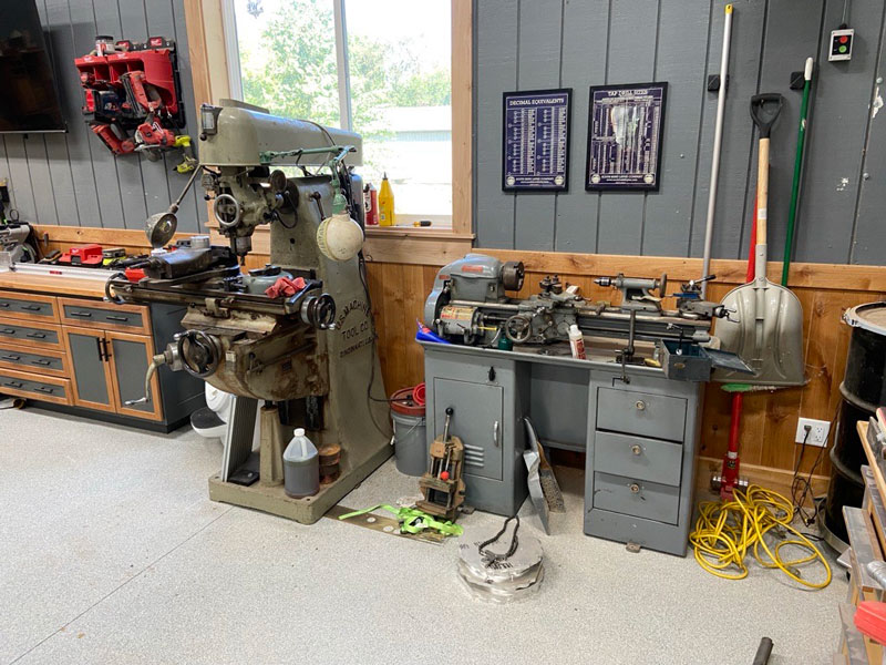 Metalworking station