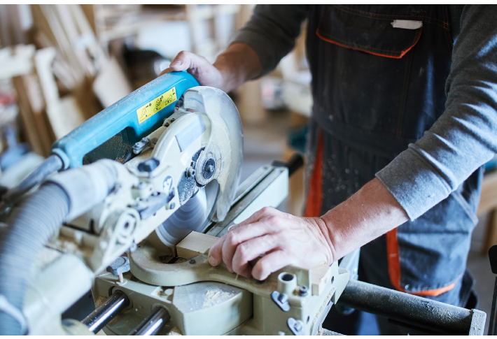 Best Miter Saw Stands To Mount Your Cutting Tools On the Go