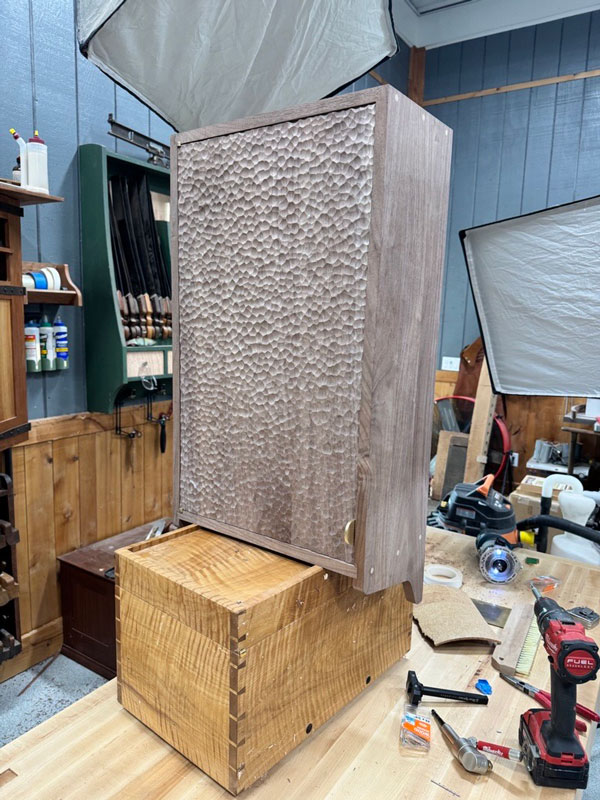 Collin Knopf wall cabinet