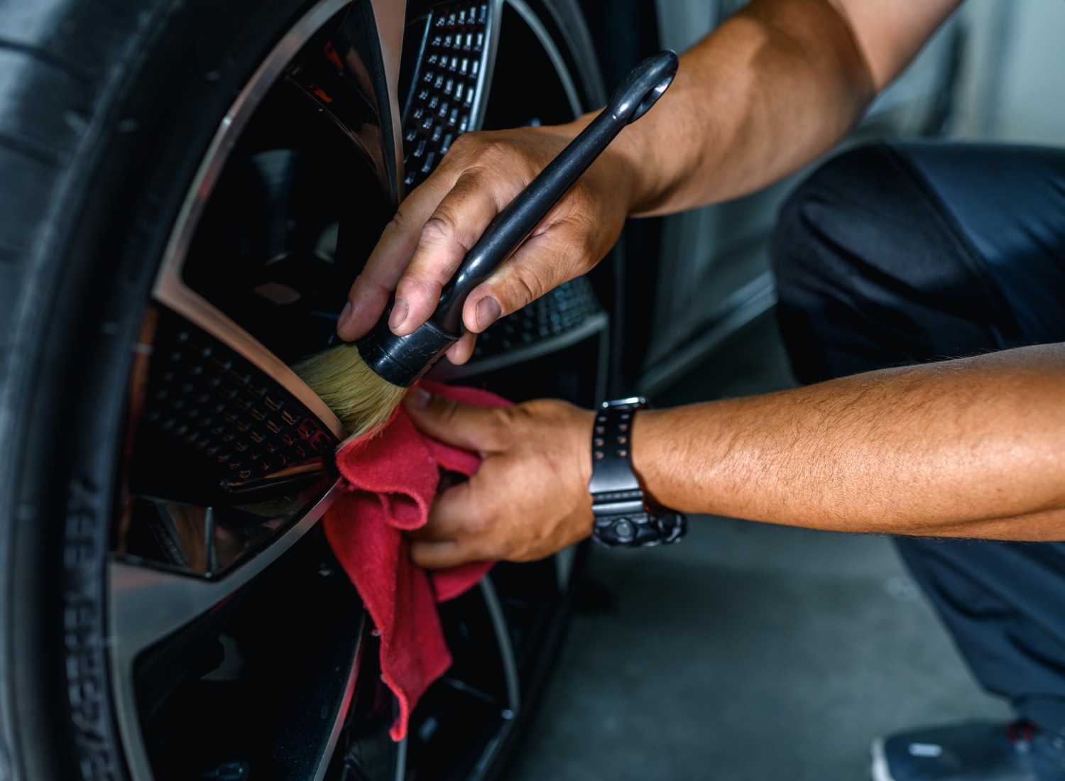 The Best Metal Polish For A Sparkling Shine