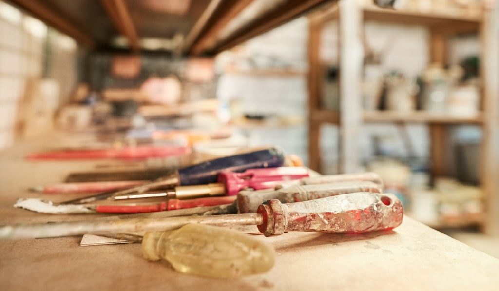 How To Organize Your Workshop for Optimal Cleanliness