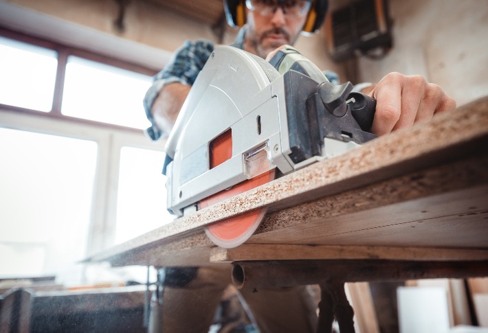Best Table Saw Push Block to Make Better, Safer Cuts