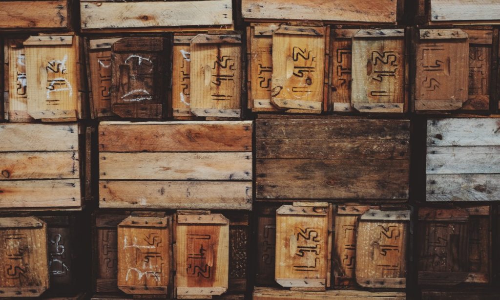 Cool DIY Projects You Can Create Using a Wood Box