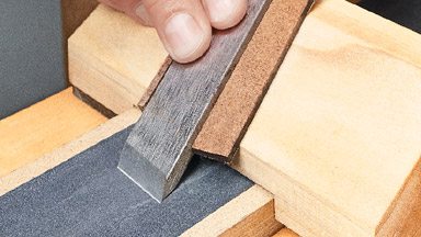 Shop-Made Sharpening Jig for Skewed Blades
