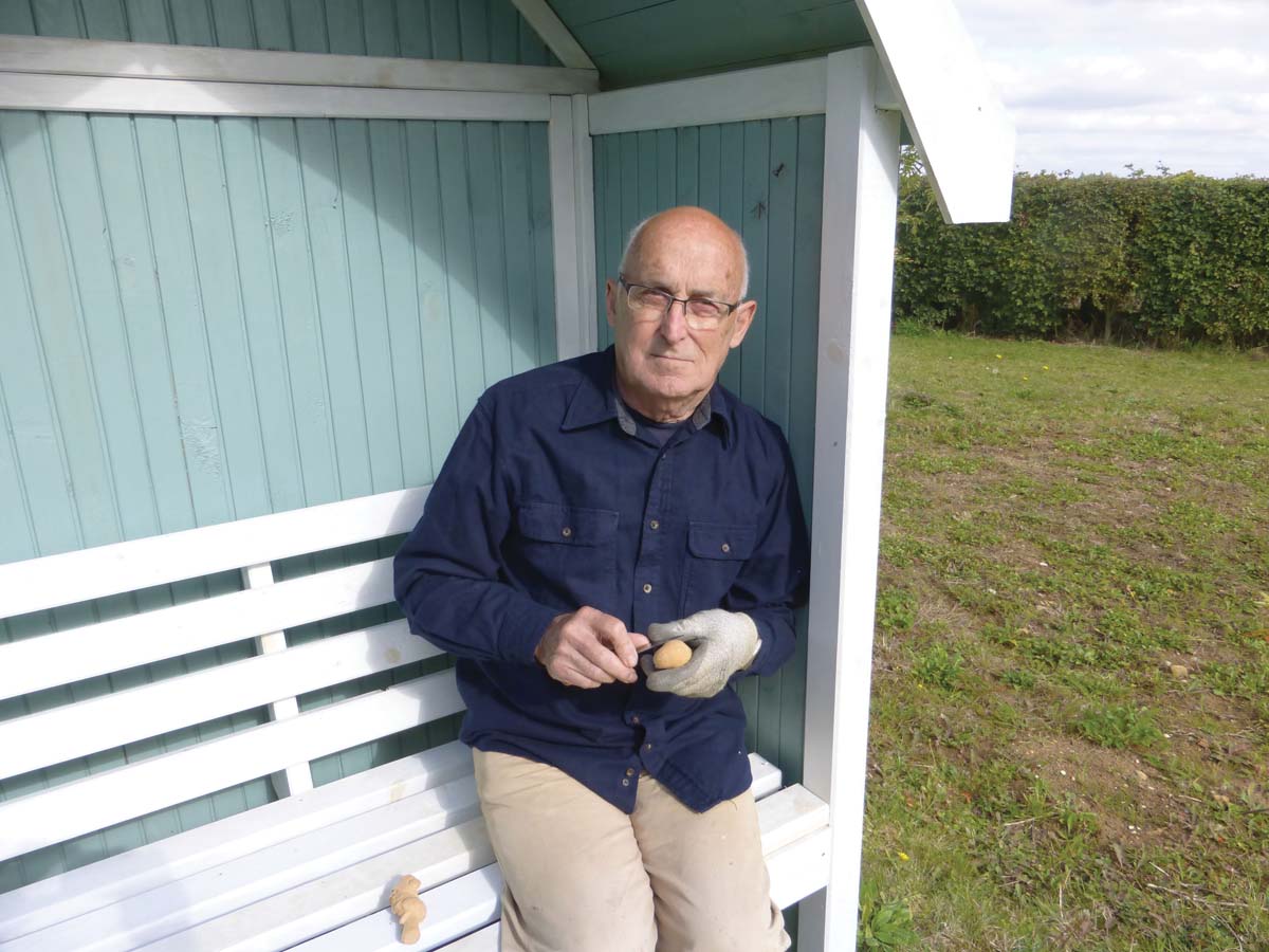 woodcarver Peter Benson