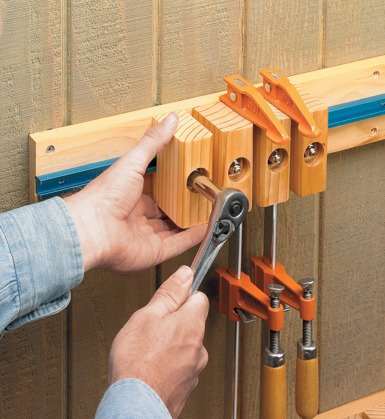 image of sliding flexible clamp rack