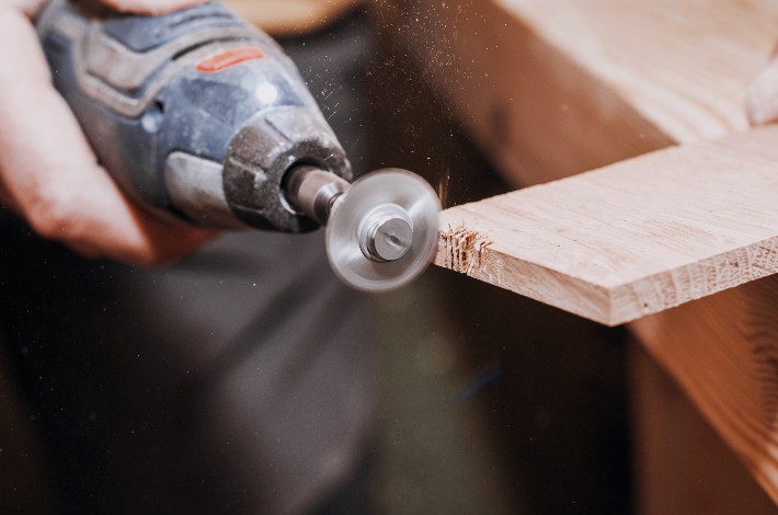 Best Dremels for Wood Carving