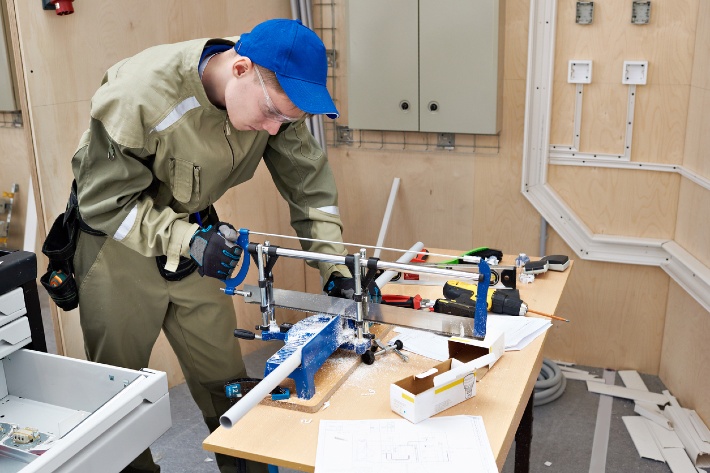 The Best Table Saw Stand for Easy and Clean Cuts
