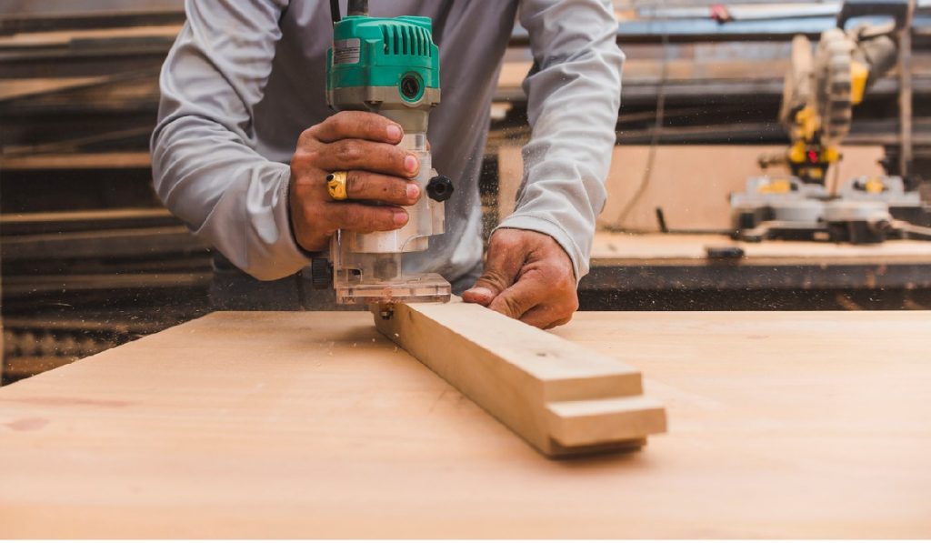 Kitchen DIY: How To Make a Cutting Board From Scratch