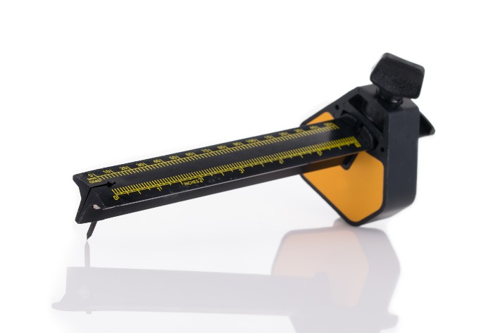 Best Marking Gauges for Professional and DIY Woodworkers