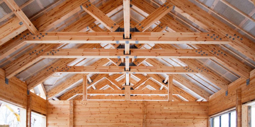Trusses vs Rafters: The Differences and How To Build Each