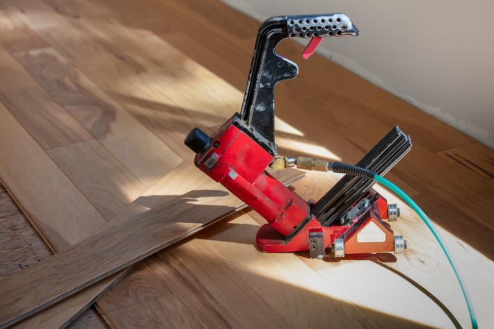 Best Flooring Nailers for DIY Enthusiasts