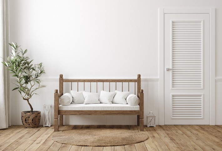 Best Benches for Functionality and Comfort