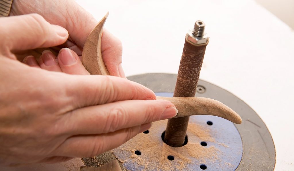 How To Get Perfect Curves When Completing Woodwork
