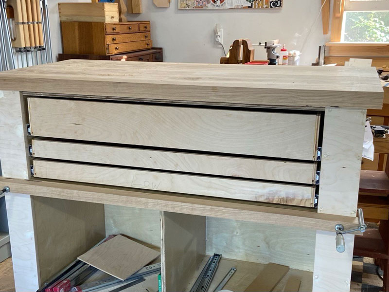 Fixing shop drawers