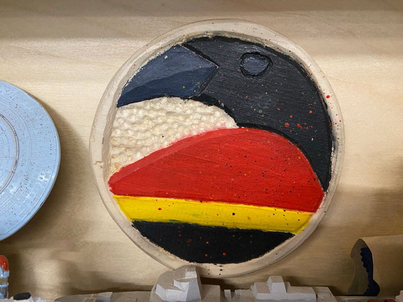 Red-winged blackbird carved sign