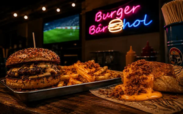 Burger Bárhol short