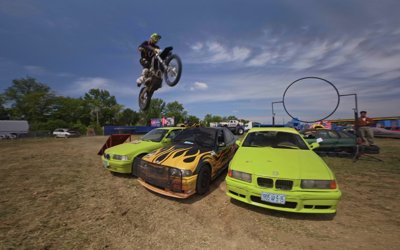 Show Atmosphere