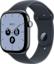 De zijkant van de blauwe Apple Watch Series 12 met blauw bandje