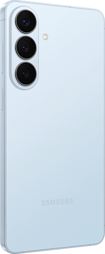 Achterkant van de lichtblauwe Samsung Galaxy S26 plus, linksom gedraaid