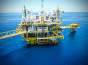 Rigs, offshore oil refinery