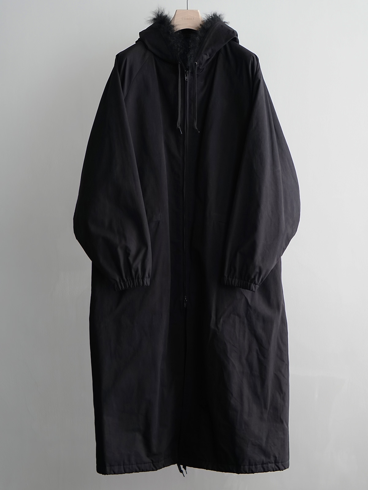 hooded_long_coat_c1.jpg?w=3840