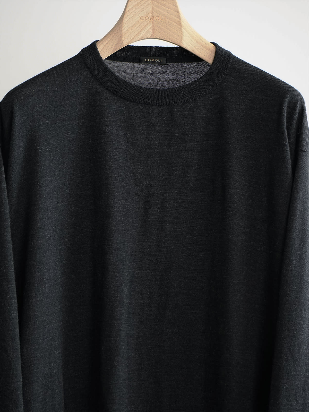 wool crew neck knit c3