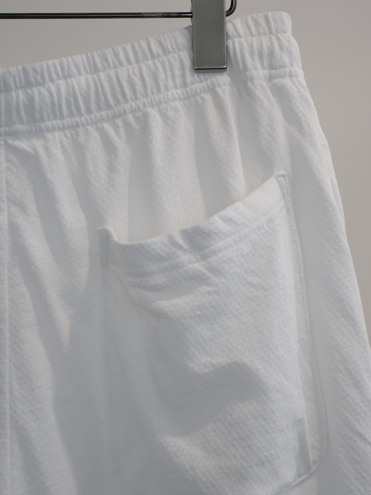 cotton mesh shorts b8