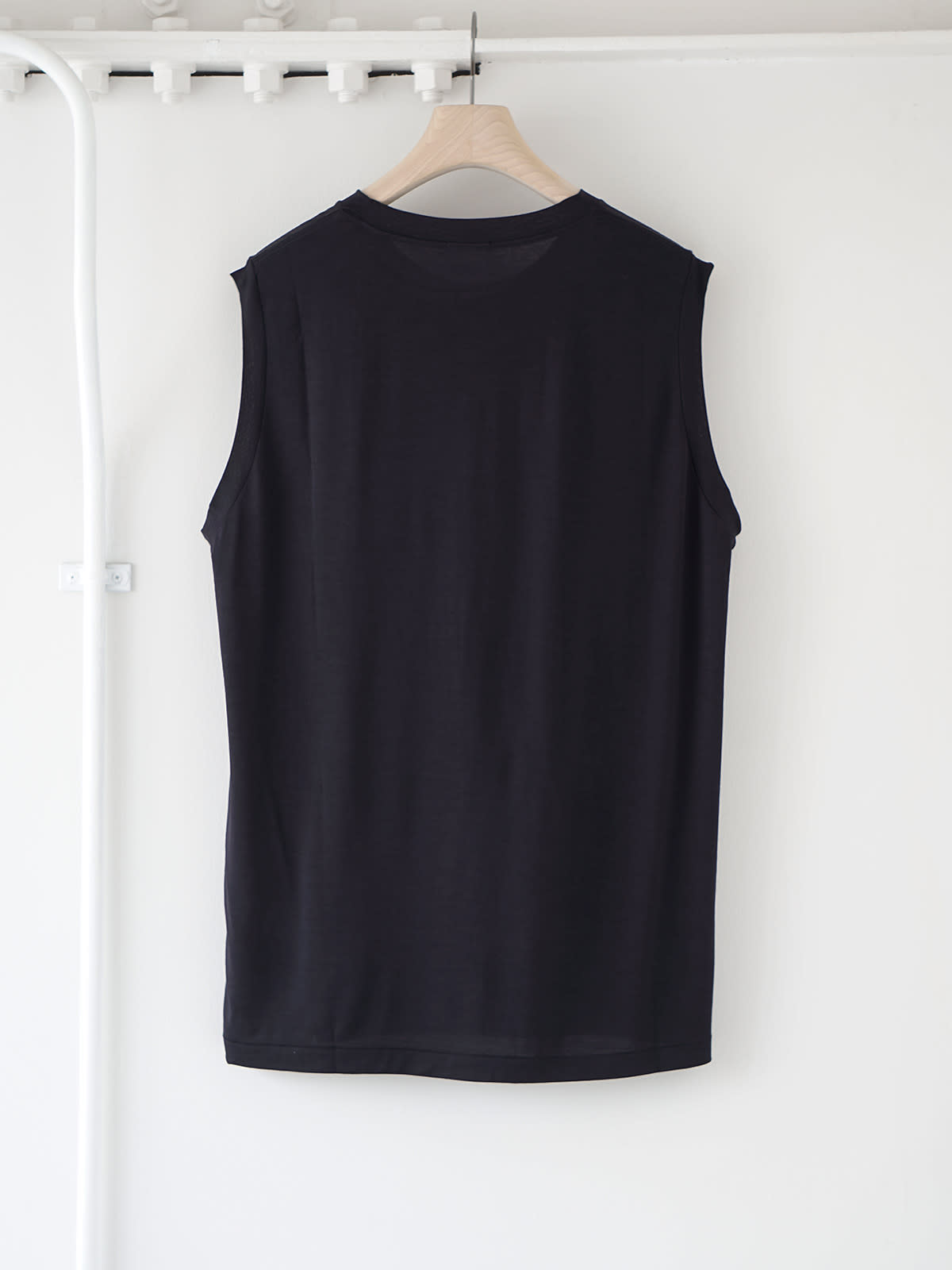 summer wool sleeveless t-shirt x2